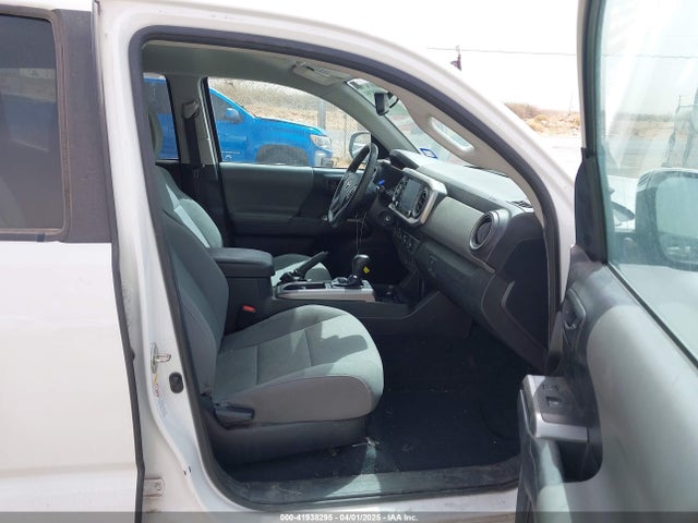 3TMDZ5BNXLM082429 Toyota Tacoma Sr5 V6