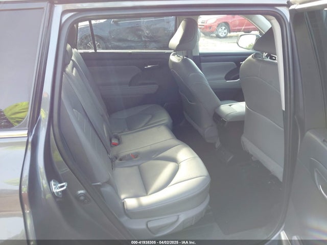 5TDHZRBH6NS561484 Toyota 2gr-fks
