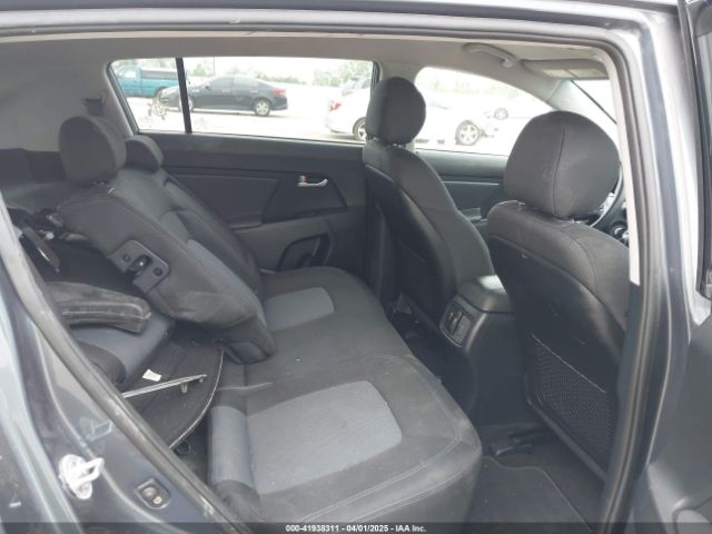 KNDPB3AC9F7754016 KIA Sportage Lx
