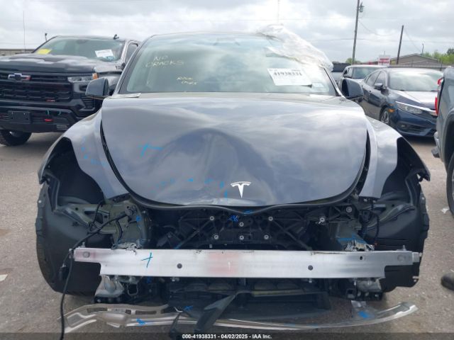 7SAYGDED6SA357947 Tesla Model Y Long Range Dual Motor All-wheel Drive