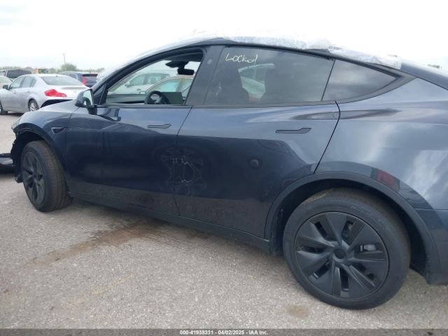 7SAYGDED6SA357947 Tesla Model Y Long Range Dual Motor All-wheel Drive