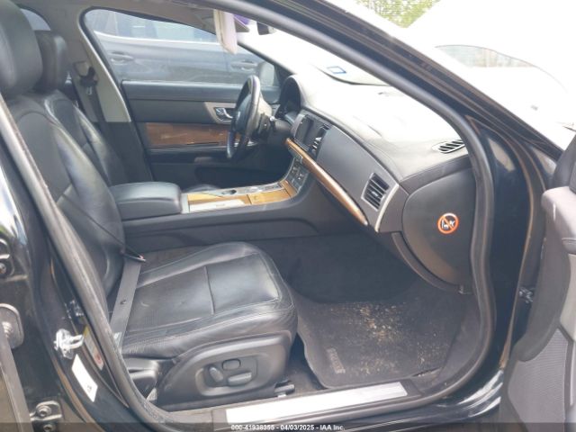 2009 JAGUAR XF SAJWA06B79HR38643 Photo 4