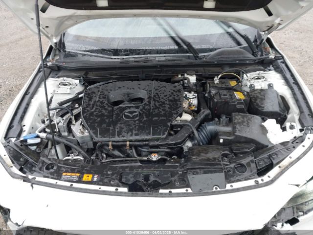 JM1BPALM7P1604061 Mazda MAZDA3