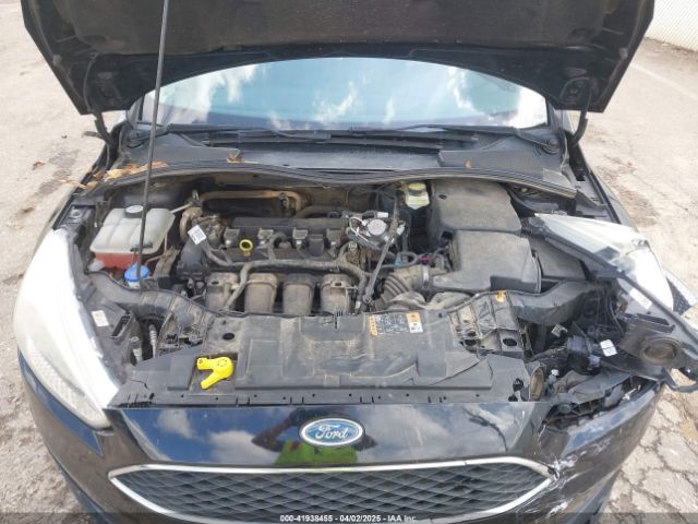 1FADP3K21HL259562 Ford FOCUS SE