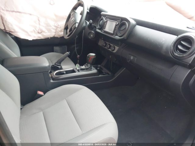 5TFAX5GN1KX139286 Toyota Tacoma Sr