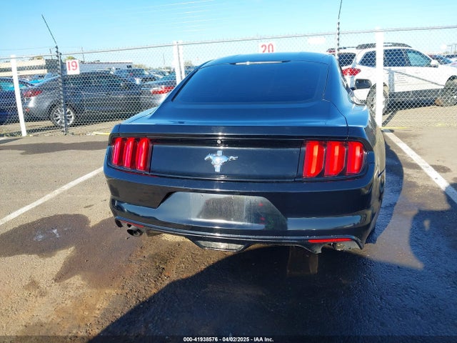 1FA6P8AM0H5272817 Ford Mustang V6