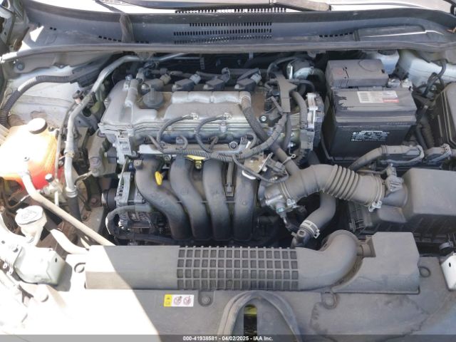 5YFEPMAE9MP205525 Toyota COROLLA LE