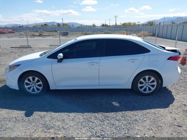 5YFEPMAE9MP205525 Toyota COROLLA LE