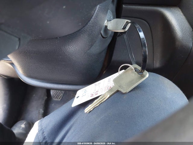 3N1CN7AP0EL844605 Nissan Versa 1.6 S