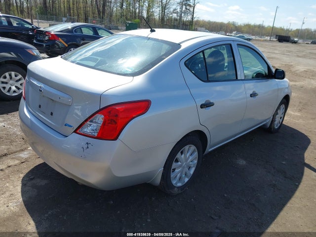 3N1CN7AP0EL844605 Nissan Versa 1.6 S