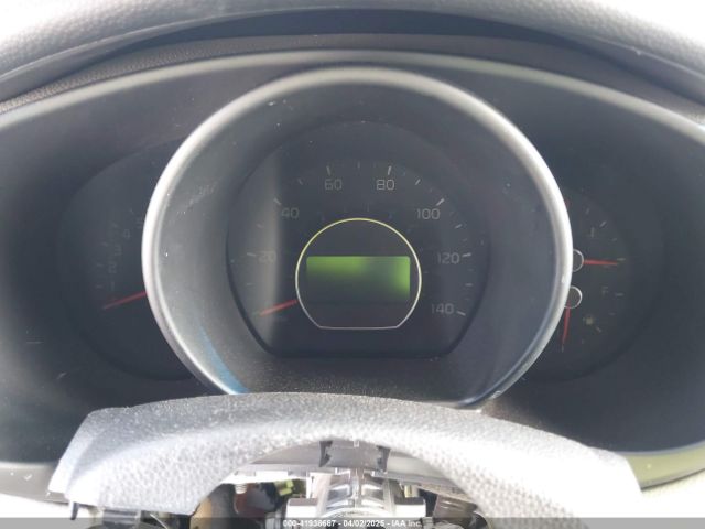 KNDJN2A27J7578963 KIA Soul