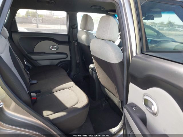 KNDJN2A27J7578963 KIA Soul