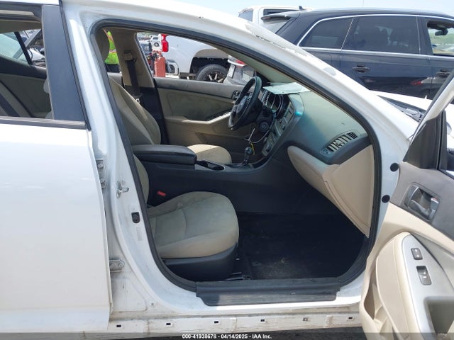 5XXGM4A71EG289711 KIA Optima Lx