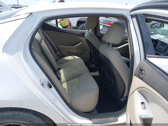 5XXGM4A71EG289711 KIA Optima Lx