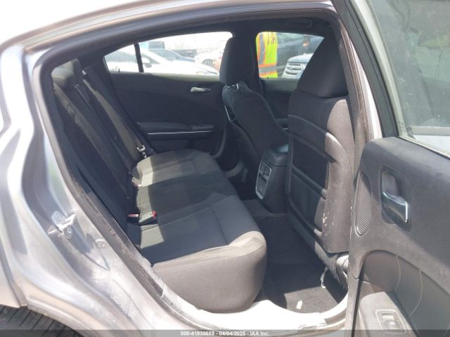 2C3CDXHG1FH928453 Dodge Charger Sxt