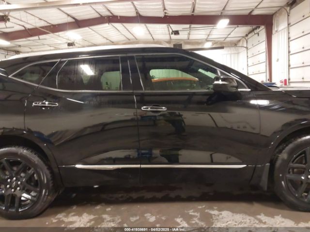3GNKBKRS2KS669067 Chevrolet Blazer Premier