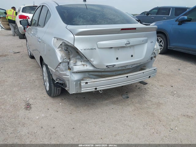 3N1CN7AP9KL833002 Nissan Versa 1.6 Sv