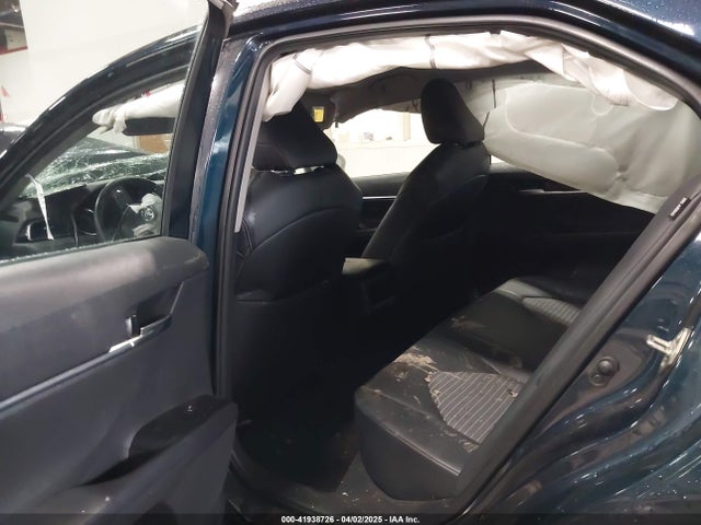 4T1B11HK8KU843601 Toyota CAMRY SE