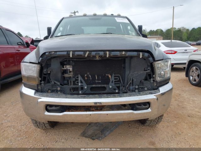 3C6UR5CJ6HG585951 RAM 2500 Tradesman  4x4 6'4 Box