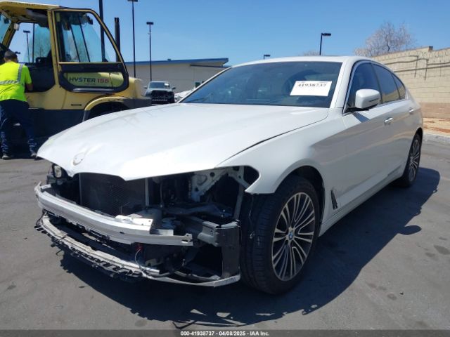 WBAJA7C31HG903693 BMW 530i Xdrive