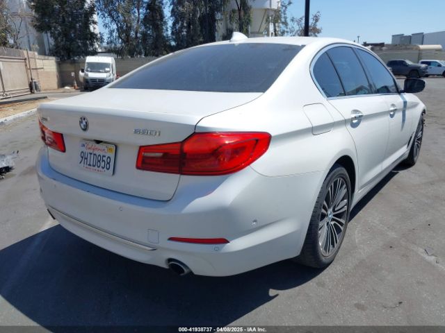 WBAJA7C31HG903693 BMW 530i Xdrive