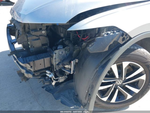 3VVRB7AX0RM029581 Volkswagen Tiguan 2.0t S