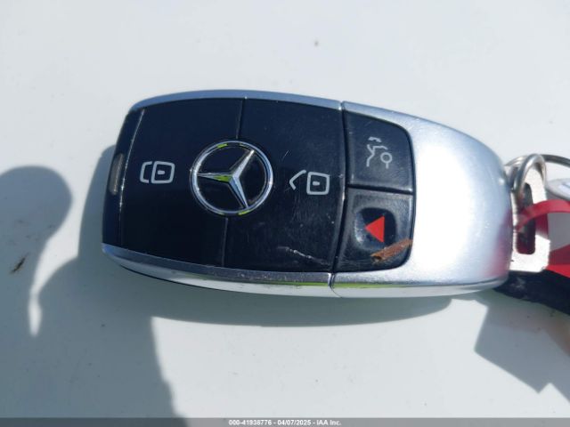 WDDZF4JB1JA447600 Mercedes-Benz E 300