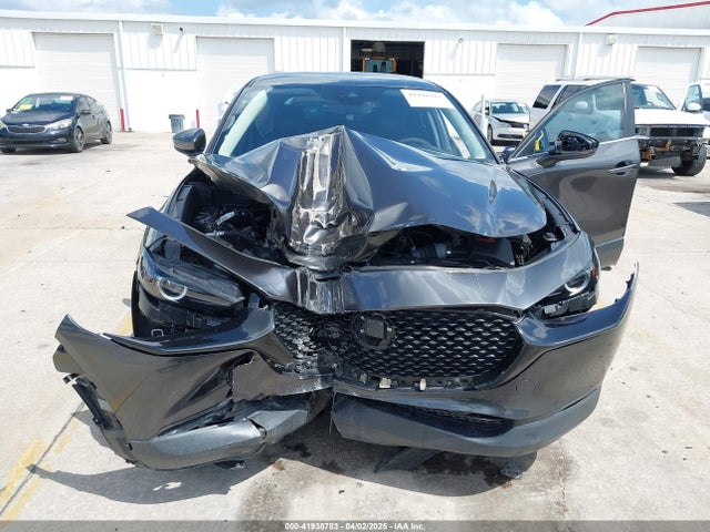 3MVDMBBL2MM261169 Mazda Cx-30 Select