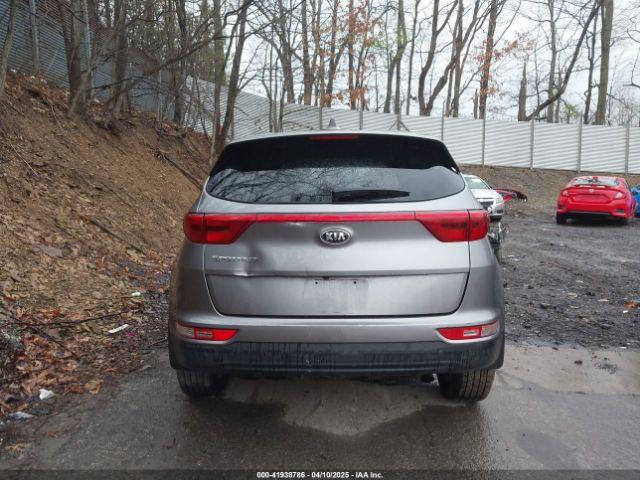 KNDPMCAC8H7173202 KIA Sportage Lx
