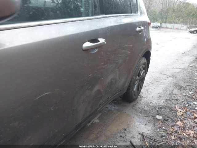 KNDPMCAC8H7173202 KIA Sportage Lx