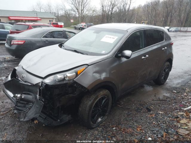 KNDPMCAC8H7173202 KIA Sportage Lx