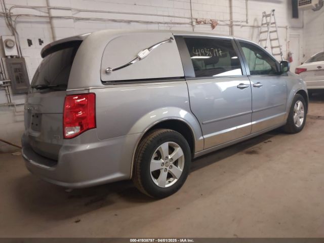 2C4RDGBG6FR703681 Dodge Grand Caravan Se