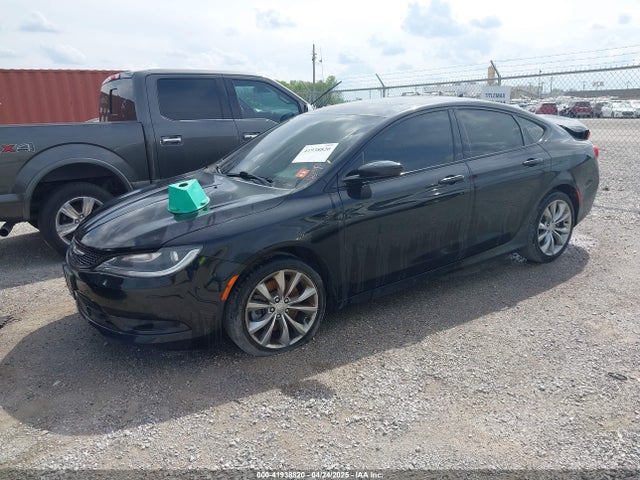 Chrysler 200 S 2016 1C3CCCBG9GN175199 Image 2