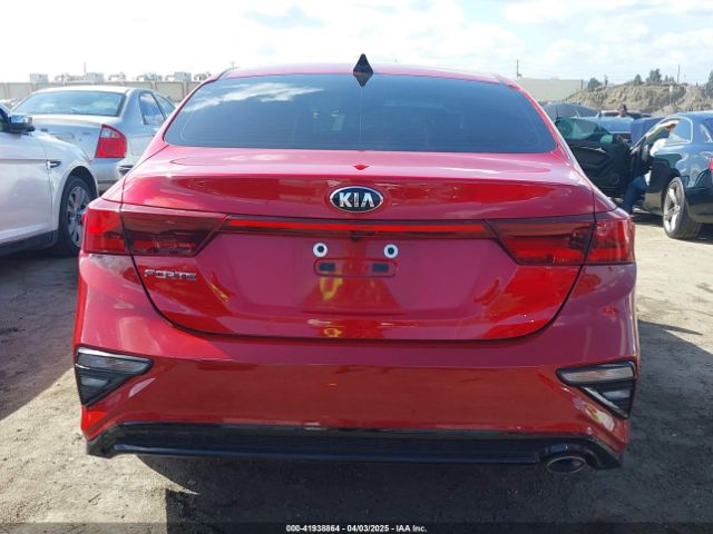 3KPF24ADXME304866 KIA Forte Lxs