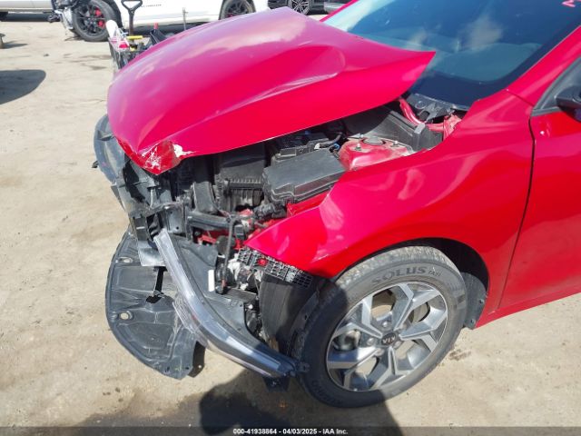 3KPF24ADXME304866 KIA Forte Lxs