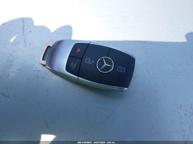 WDDWF8DB9KR506000 Mercedes-Benz C 300