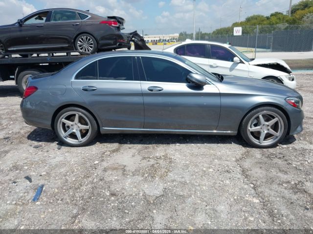 WDDWF8DB9KR506000 Mercedes-Benz C 300