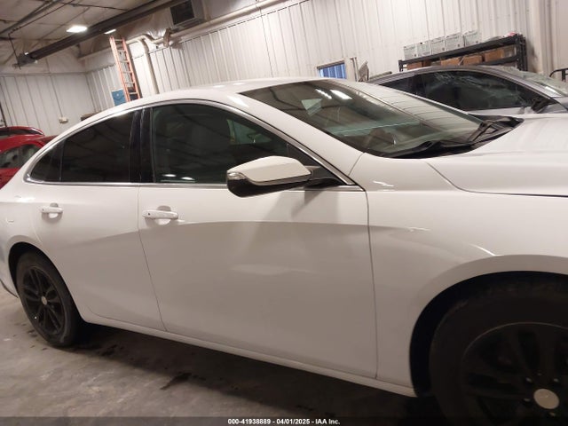 Chevrolet lfv - direct injection, variable valve timing, gen 1 2018 1G1ZD5ST9JF107832 Image 13
