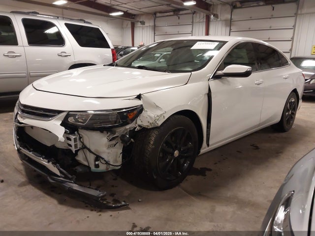 Chevrolet lfv - direct injection, variable valve timing, gen 1 2018 1G1ZD5ST9JF107832 Image 2