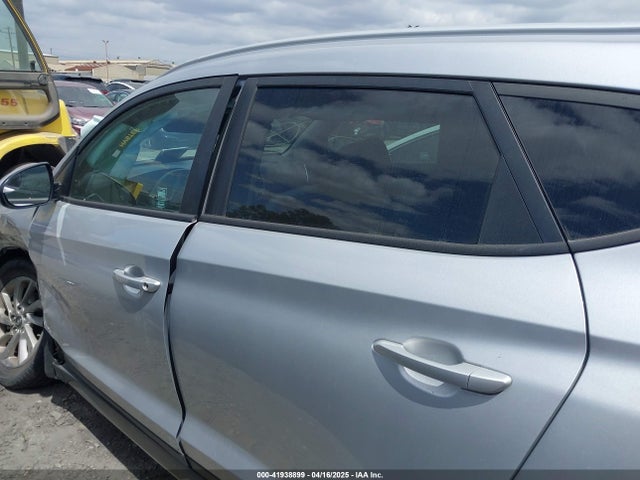 Hyundai TUCSON SE 2017 KM8J33A48HU355593 Image 14