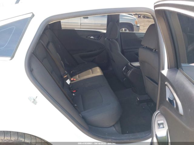 1G1ZE5ST0HF126597 Chevrolet MALIBU 1LT
