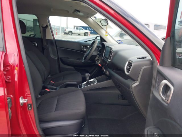 KMHRB8A38MU118932 Hyundai Venue Se