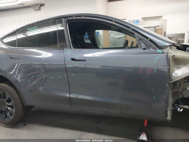 7SAYGDEE3PF758908 Tesla Model Y