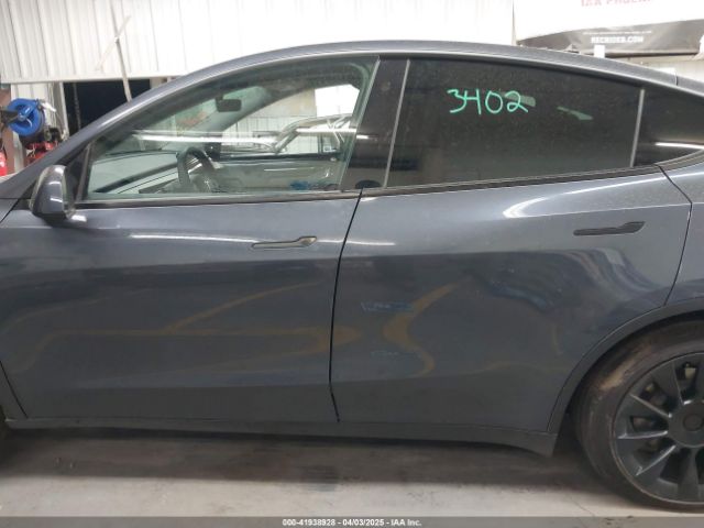 7SAYGDEE3PF758908 Tesla Model Y