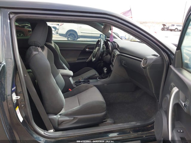 JTKJF5C76GJ017584 Scion Tc Base (a6)