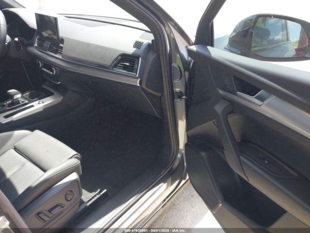 WA1GAAFY5R2109175 Audi Q5 Premium 45 Tfsi S Line Quattro