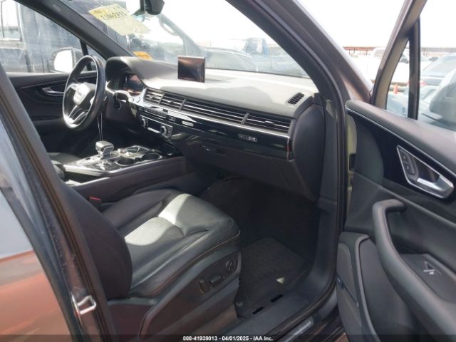 WA1LHAF74HD045487 Audi Q7 2.0t Premium