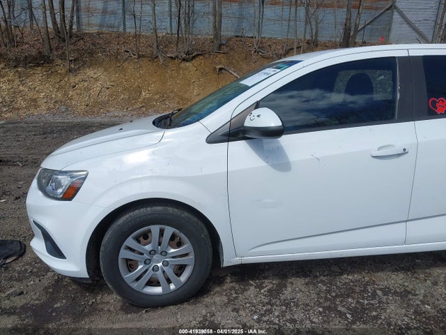 1G1JG6SG7H4171757 Chevrolet Sonic Lt Auto