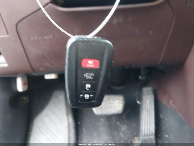 Toyota Highlander Xle 2021 5TDGZRAH2MS525867 Image 11