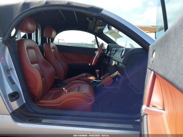 2001 AUDI TT TRUUT28N411020922 Photo 4